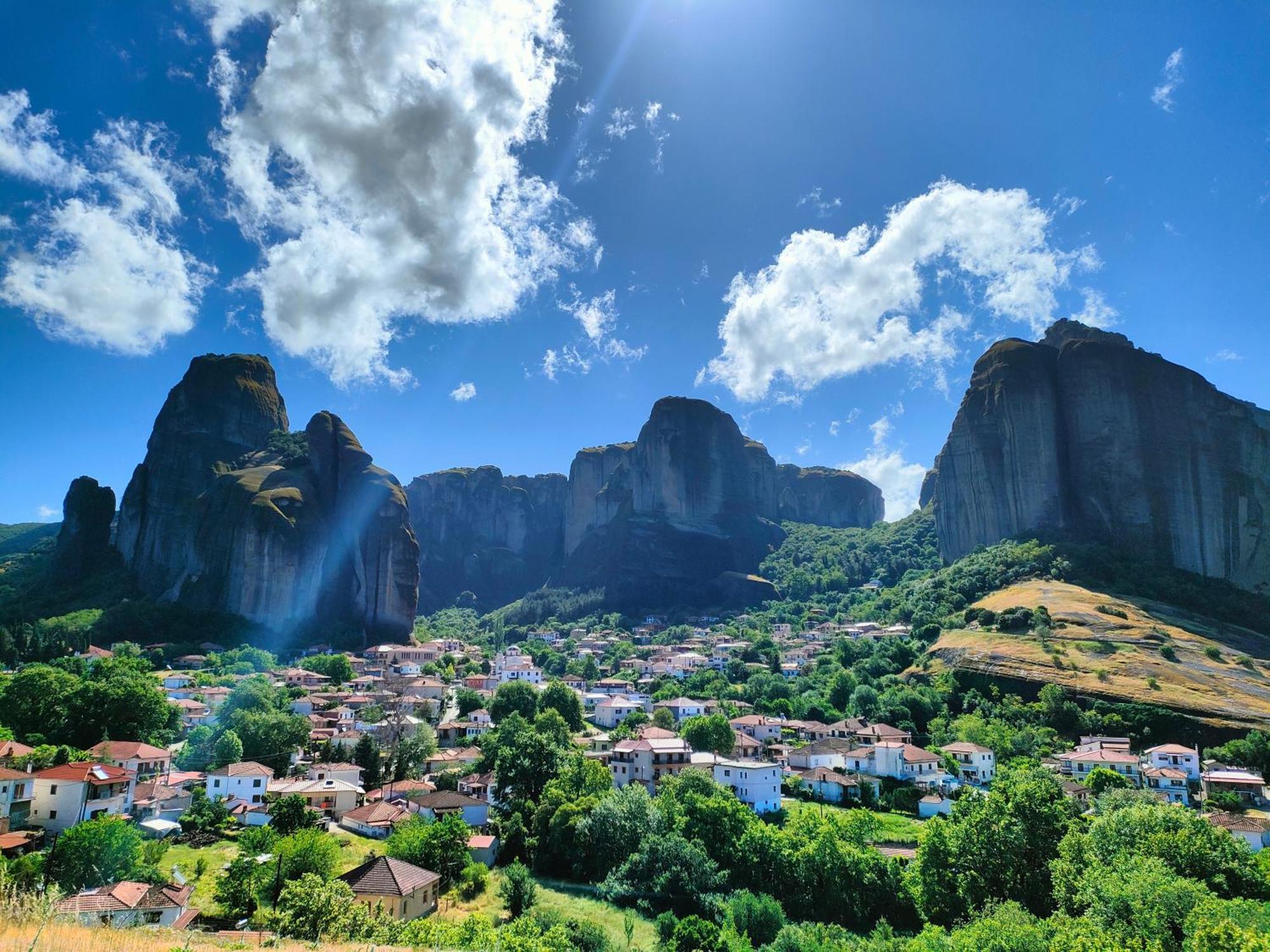 Tsikaris Boutique Guesthouse Каламбака Екстер'єр фото